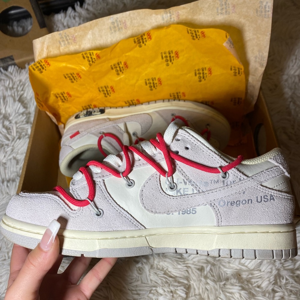 Off-White x Nike Dunk Low size 7.5 womens